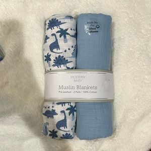 Modern baby muslin blankets NWT